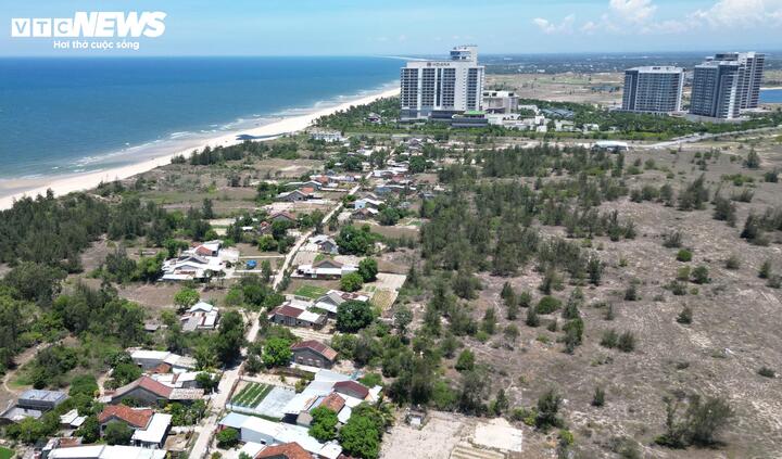 Sống 'treo' trong vùng dự án 4 tỷ USD, dân mỏi mòn chờ tái định cư- Ảnh 1.