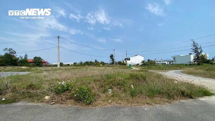 Sống 'treo' trong vùng dự án 4 tỷ USD, dân mỏi mòn chờ tái định cư- Ảnh 3.