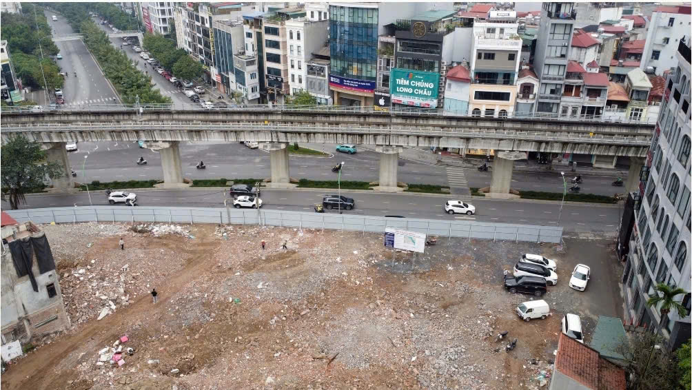 Đẩy nhanh giải phóng mặt bằng đường Vành đai 2,5 qua phường Cầu Giấy - Ảnh 1.