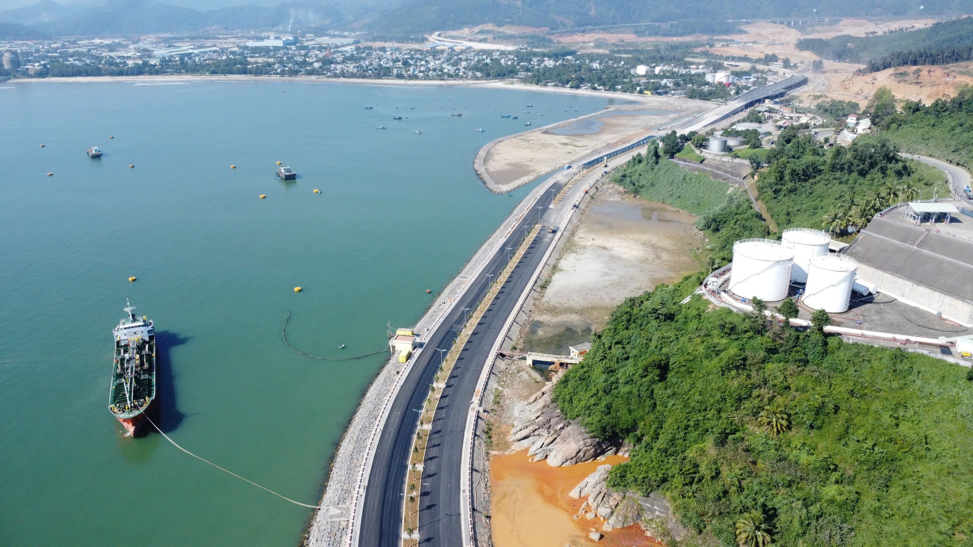 Đà Nẵng khởi động dự án bến container Cảng Liên Chiểu 45.000 tỉ đồng - Ảnh 4.