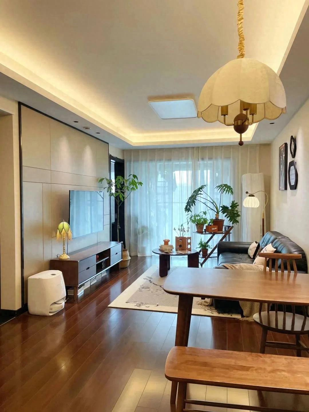 Bà nội trợ 58 tuổi gây bão mạng vì dọn nhà mỗi tuần: Căn nhà sạch đến mức ai nhìn cũng cảm thán, muốn về dọn lại nhà - Ảnh 1.