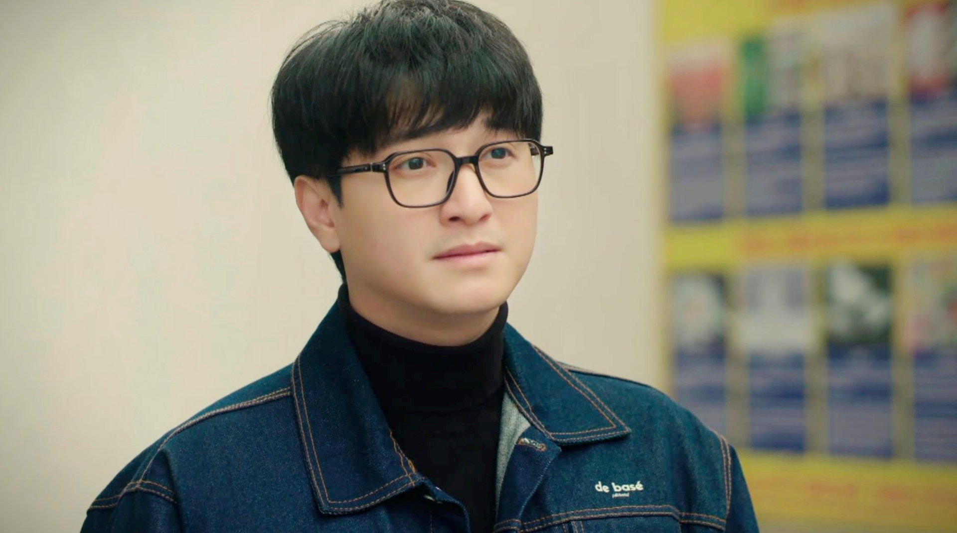 Đôi mắt trợn trừng đáng sợ của Huỳnh Anh- Ảnh 3.