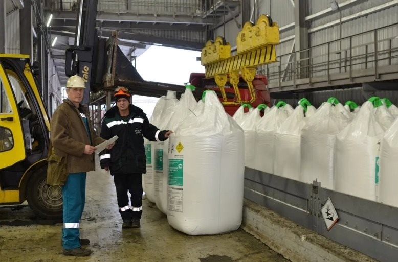 Nền kinh tế đang 'nắng hạn' của Nga bất ngờ gặp 'mưa rào' sau khủng hoảng Trung Đông: Ngồi ung dung bán dầu thu hơn 8,5 tỷ USD/1 tháng - Ảnh 4.