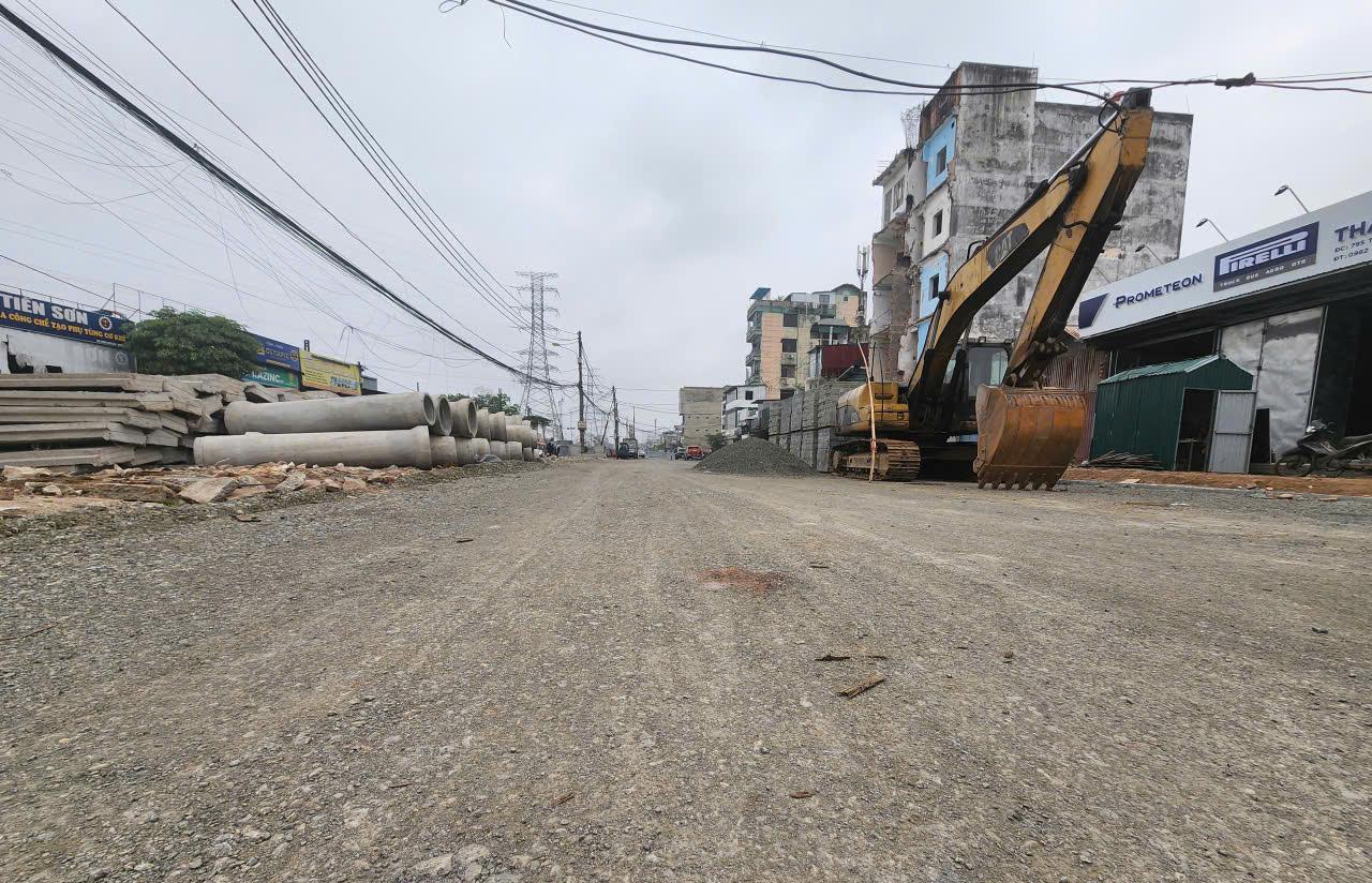 Hiện trạng dự án mở rộng đường Tam Trinh sau gần 1 thập kỷ chưa hoàn thành - Ảnh 5.