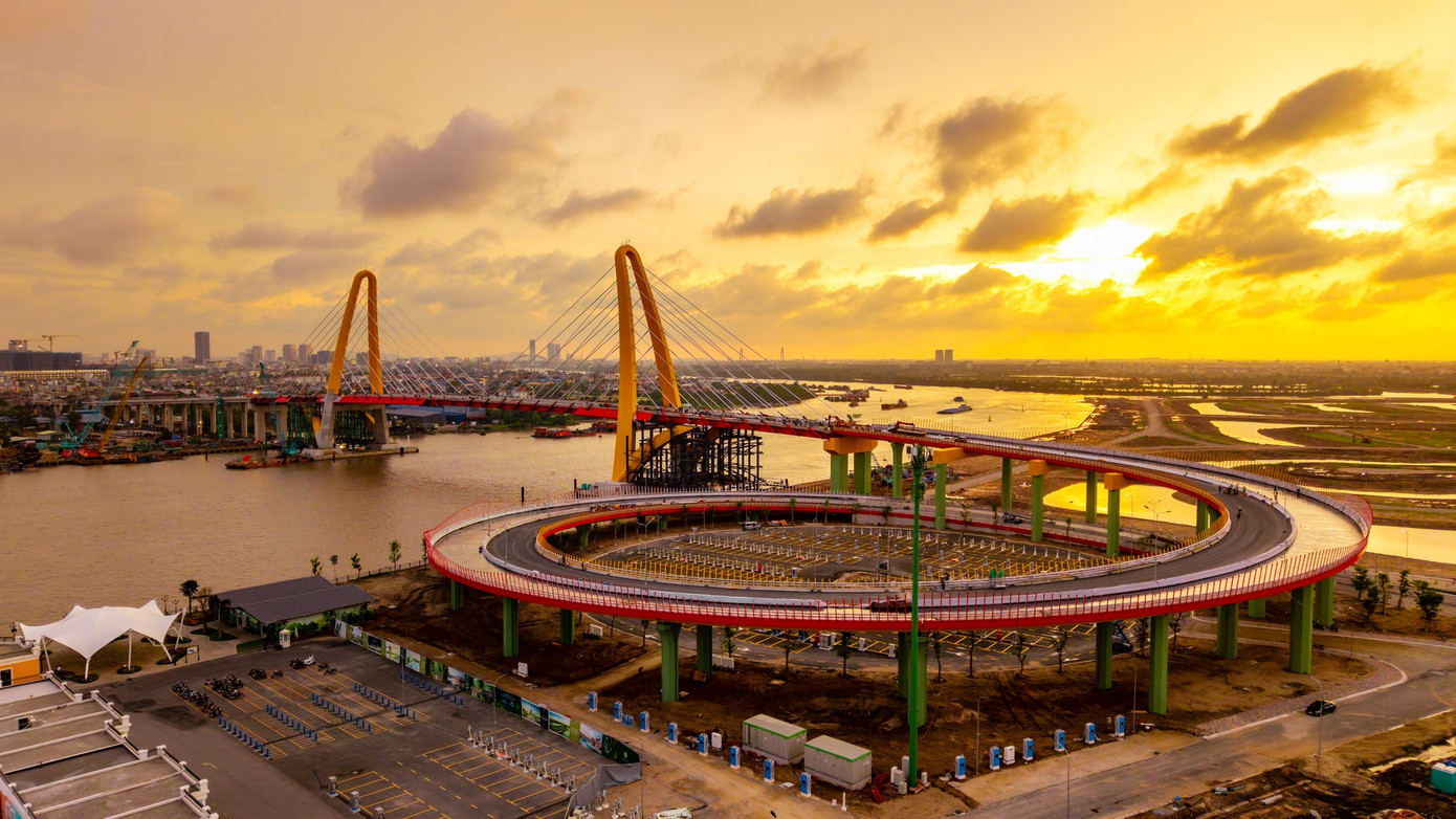 Một công trình của tỷ phú Phạm Nhật Vượng thiết lập kỷ lục về tốc độ xây dựng "thần tốc", kết nối trung tâm TP Hải Phòng với "đảo tỷ phú" 2,4 tỷ USD- Ảnh 1.