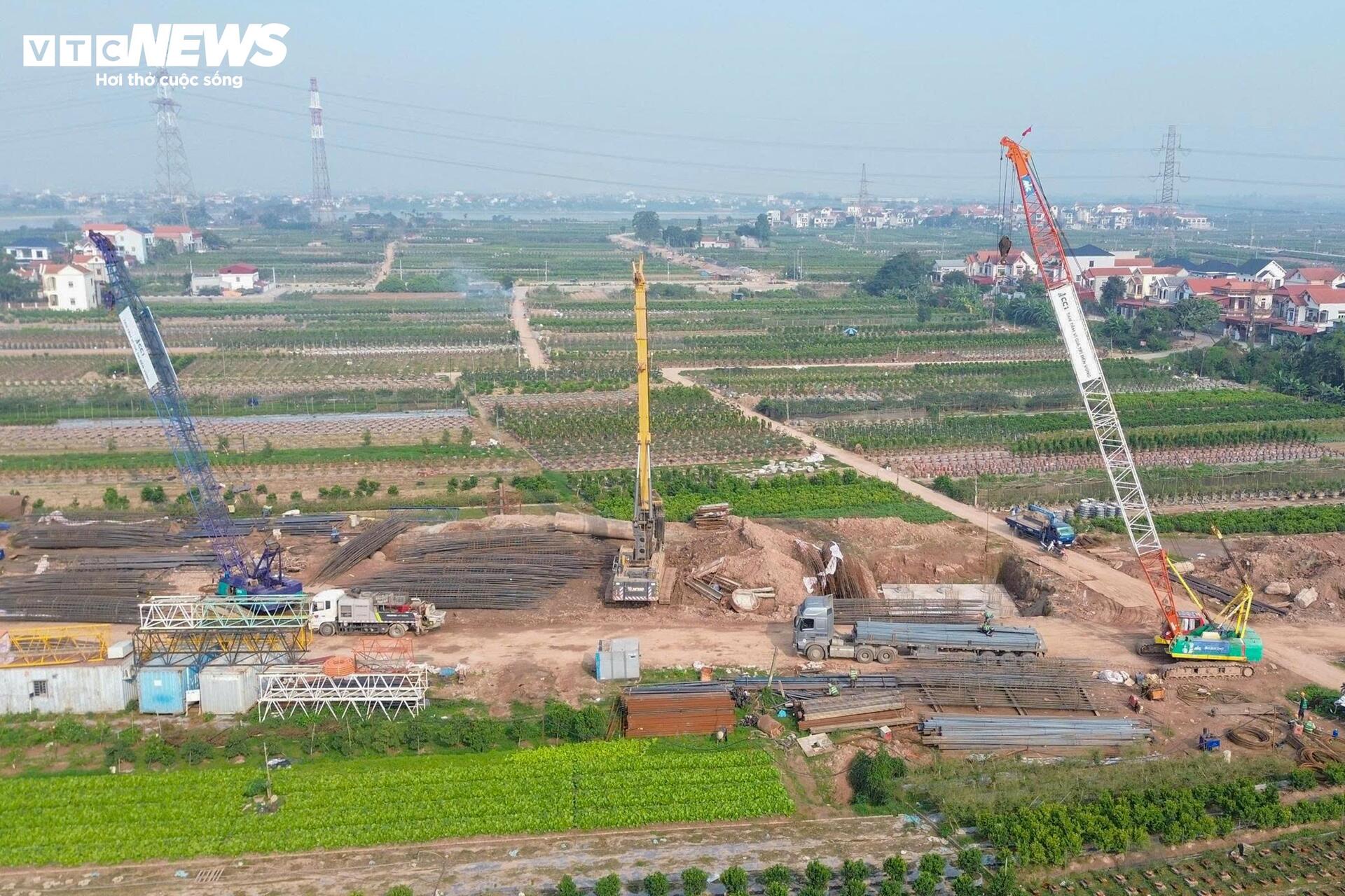 Cầu 4.900 tỷ vượt sông Hồng nối Hà Nội - Hưng Yên đang được thi công ra sao?- Ảnh 10.