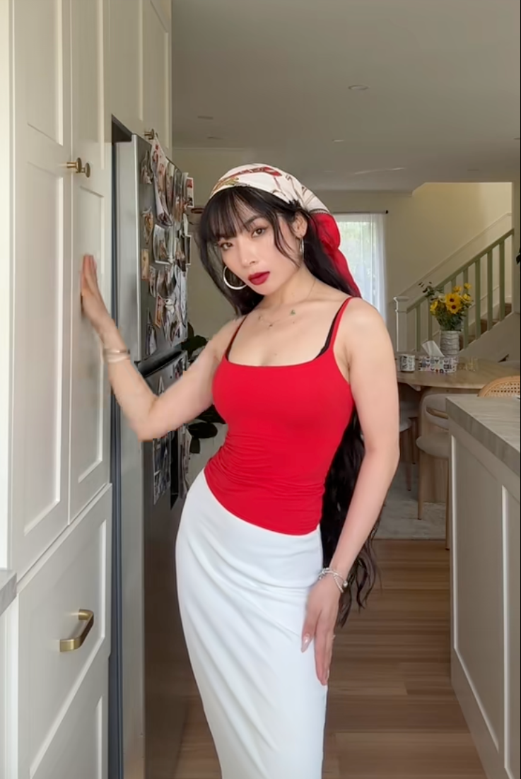 Quý cô U40 lắc eo 100 lần/ngày, duy trì suốt 15 năm, dù dáng đầy đặn hay gầy mảnh vẫn có vòng 2 thon gọn- Ảnh 2.