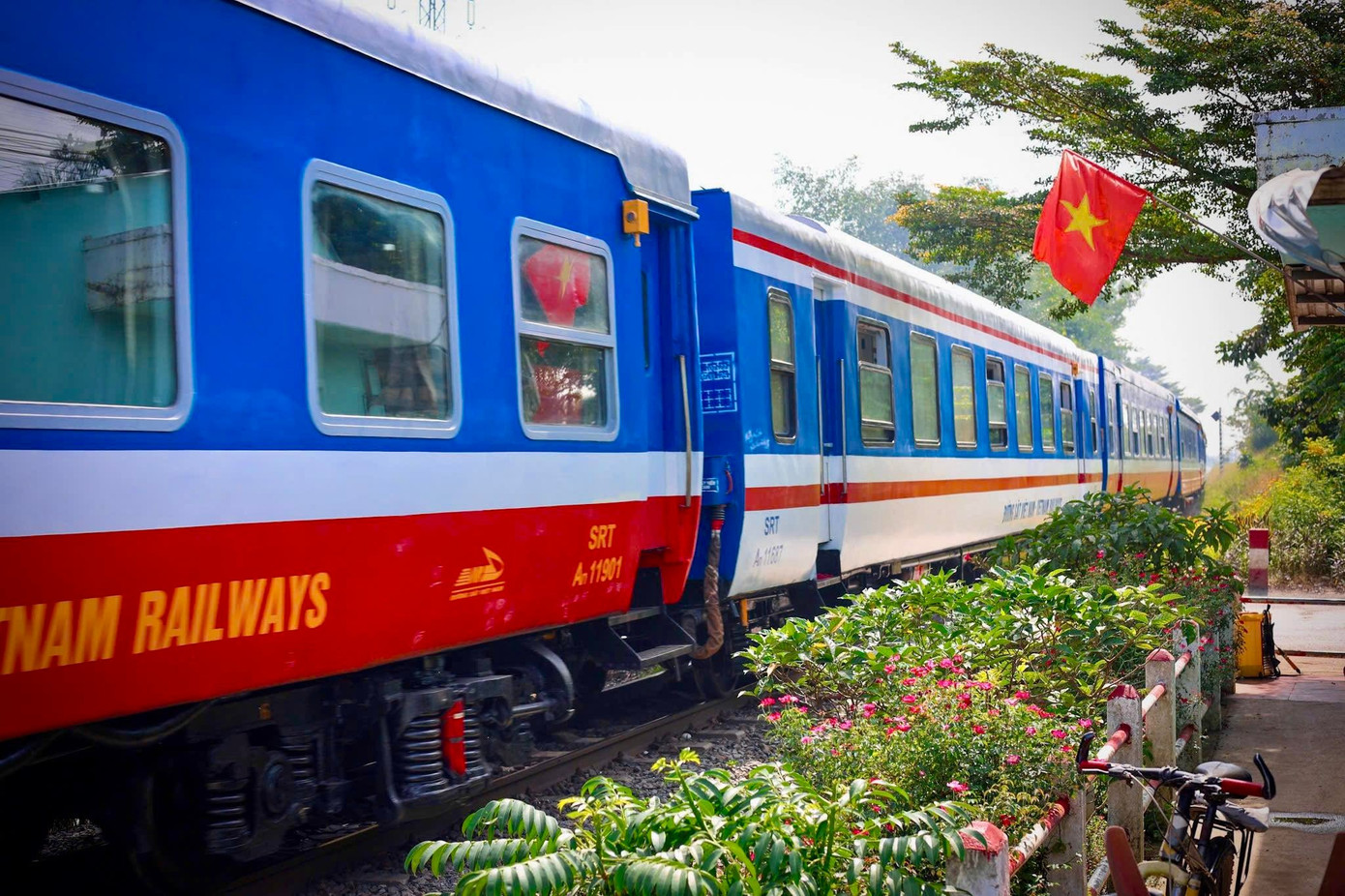 Trở thành tập đoàn, đường sắt Việt Nam dự kiến vốn điều lệ gần 50.000 tỷ- Ảnh 1.