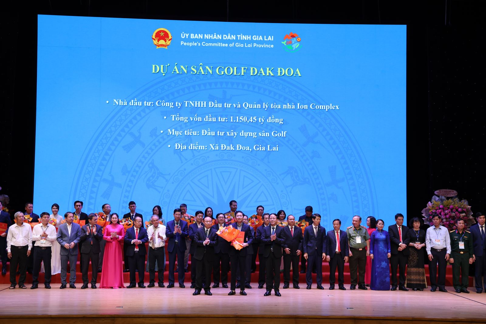 Tỉnh lớn thứ 2 Việt Nam thu hút 273 dự án, vốn đầu tư lên tới 33 tỷ USD: Đón loạt "ông lớn" VinEnergo, FLC, Sun Group, FPT... đổ về- Ảnh 1.