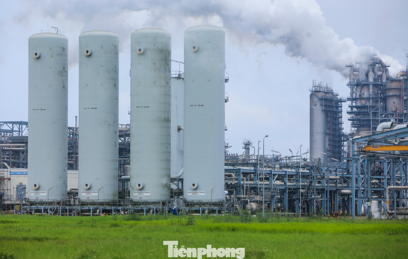 Cận cảnh nhà máy lọc hóa dầu lớn nhất nước- Ảnh 11.