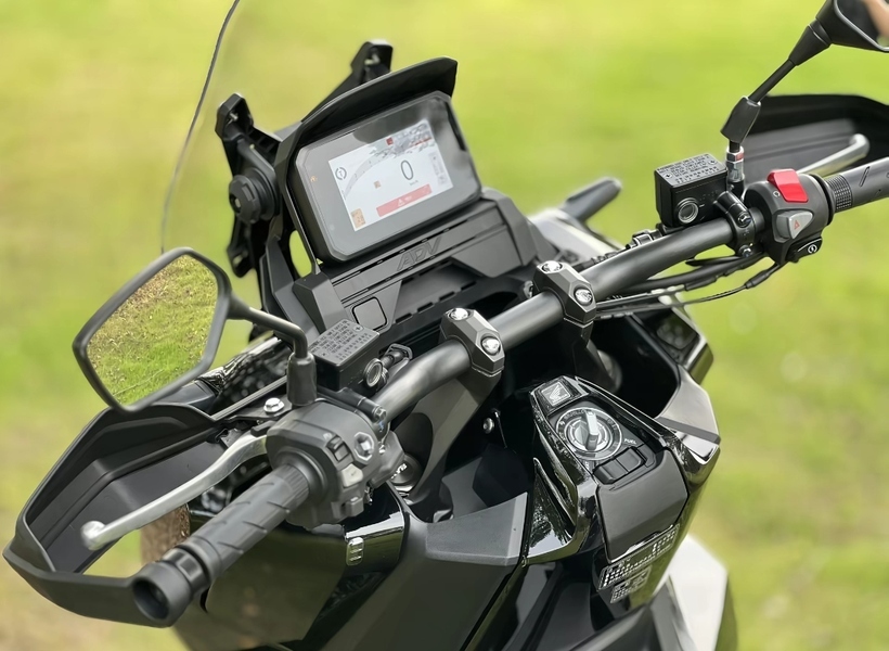 Honda ADV350 tại Việt Nam có giá lăn bánh gần 176 triệu đồng, vì sao vẫn khiến người chơi xe sẵn sàng xuống tiền? - Ảnh 8.
