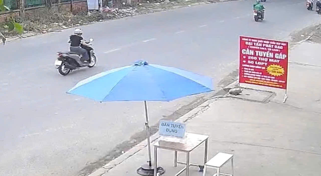 Công an TPHCM tìm người bị hại vụ cướp giật điện thọai Ngày 24 - 3 - 2026 - Ảnh 1.