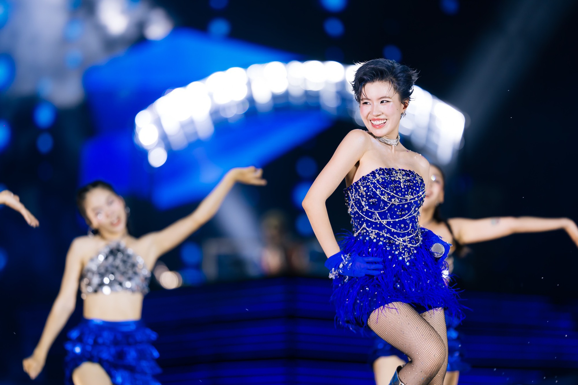 Bài hát được nghe nhiều nhất Spotify Việt Nam: Nam nghệ sĩ ra 1 bài ăn cả đời, Sơn Tùng chưa từng là đối thủ - Ảnh 4.