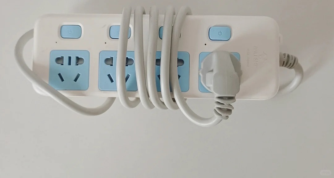 Trọn bộ 29 mẹo “rẻ mà chất”: Mẹ tôi còn gật gù khen - không tốn tiền nhưng xử lý được loạt rắc rối trong nhà- Ảnh 8.