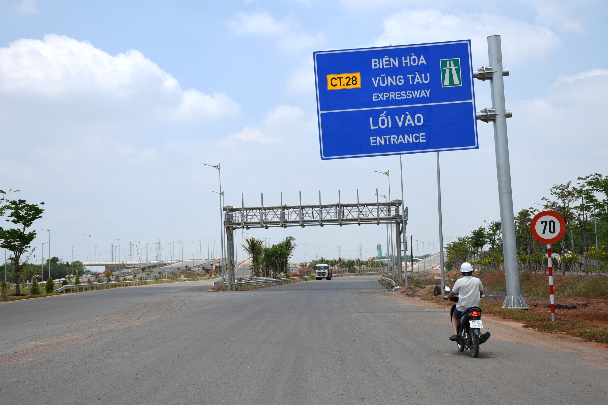 Cao tốc Biên Hòa - Vũng Tàu hoãn khai thác tạm đến tháng 4 , 2026 - Ảnh 10.