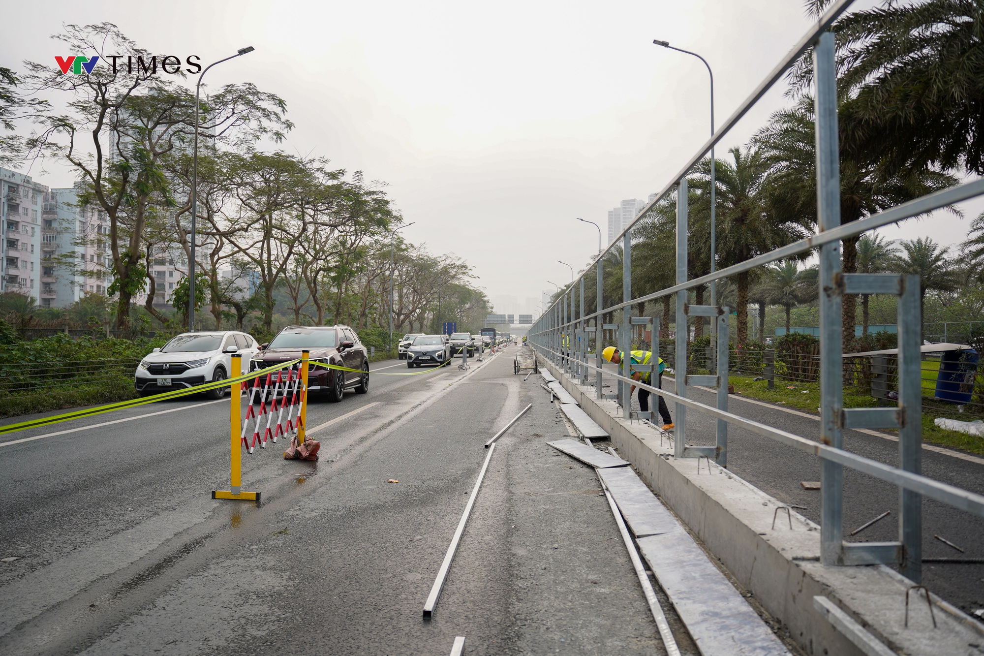 Toàn cảnh dự án Metro số 5 qua Đại lộ Thăng Long đang gấp rút triển khai - Ảnh 4.