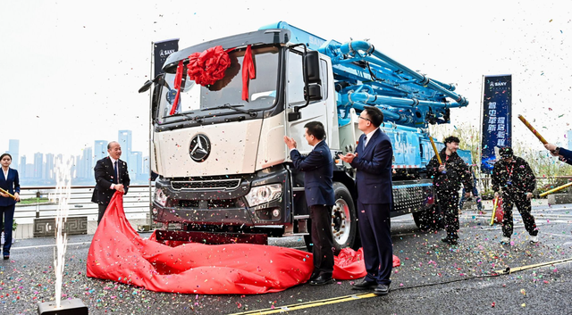 "Siêu phẩm" bơm bê tông cực thông minh, có thể khiến nhiều nhà thầu "mê mẩn"- Ảnh 1. "Siêu phẩm" bơm bê tông cực thông minh, có thể khiến nhiều nhà thầu "mê mẩn"- Ảnh 1.