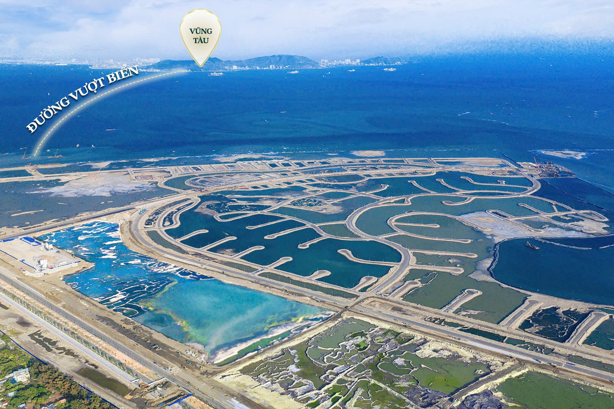 Đại đô thị 10 tỷ USD của tỷ phú Phạm Nhật Vượng dần lộ diện: Hàng nghìn xe chạy cả ngày lẫn đêm, nhà hát 5.000 chỗ bắt đầu xây dựng - Ảnh 1.