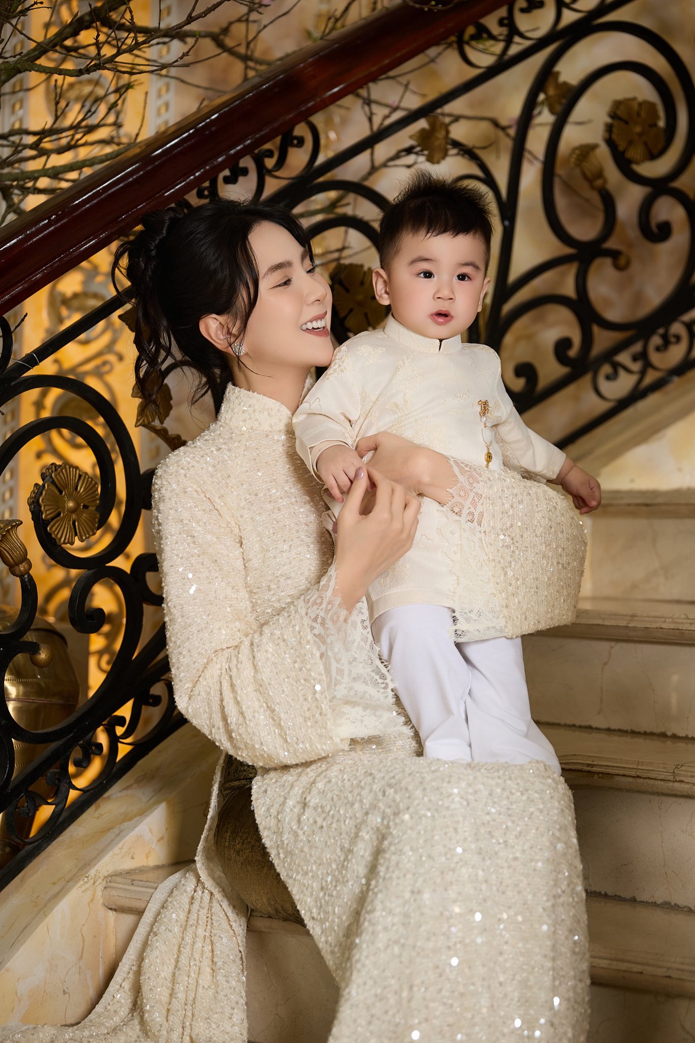 Hotmom Bảo Ngọc tổ chức sinh nhật 2 tuổi cho ái nữ tại trung tâm tiệc cưới lớn nhất vùng, dân tình đồn đoán là nhà chồng MC Mai Ngọc- Ảnh 15.