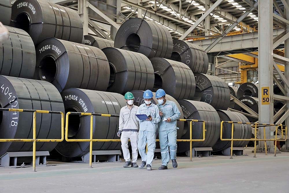 Nước đi cao tay "bỏ ngoài giữ trong" của tỷ phú Trần Đình Long: Doanh thu xuất khẩu rơi 43%, vẫn lãi đậm hơn 15.500 tỷ- Ảnh 1.