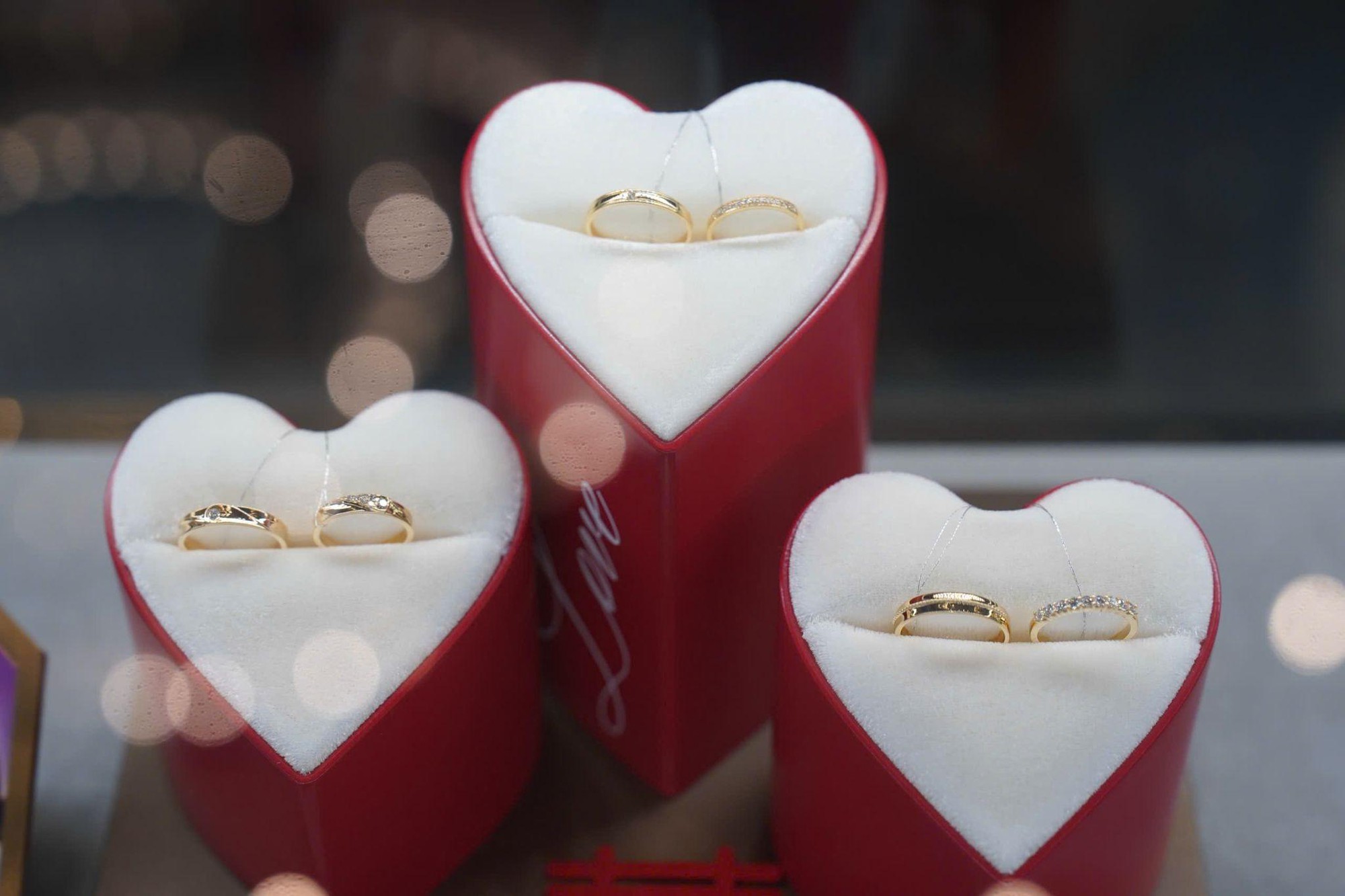 Từ thưởng lãm đến trải nghiệm: DOJI Shining Show mang đến bữa tiệc trang sức giữa lòng Đà Nẵng - Ảnh 2.