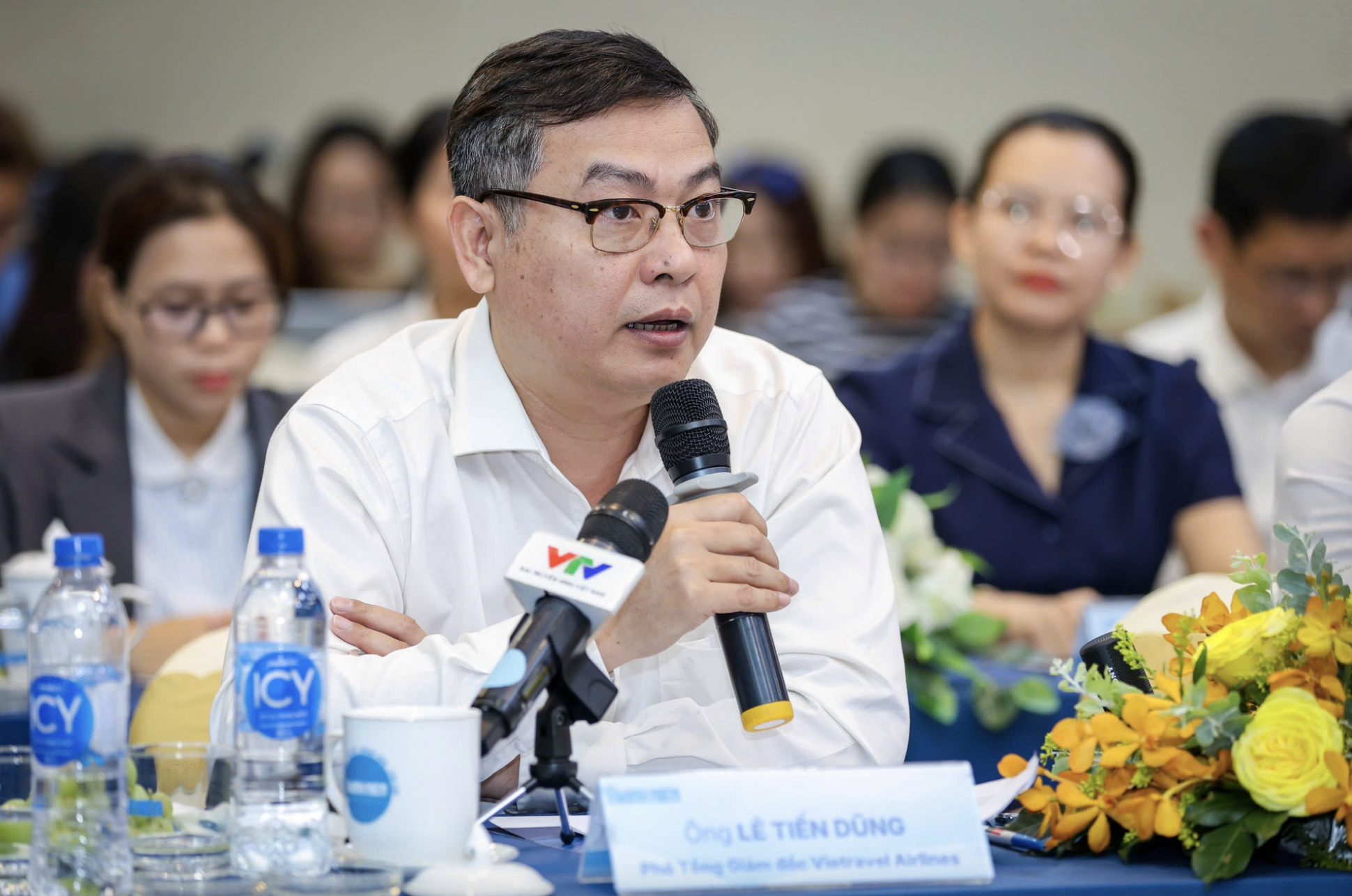 Hãng hàng không của con trai bầu Hiển thừa nhận: "Càng bay càng lỗ" do giá nhiên liệu tăng cao - Ảnh 1.