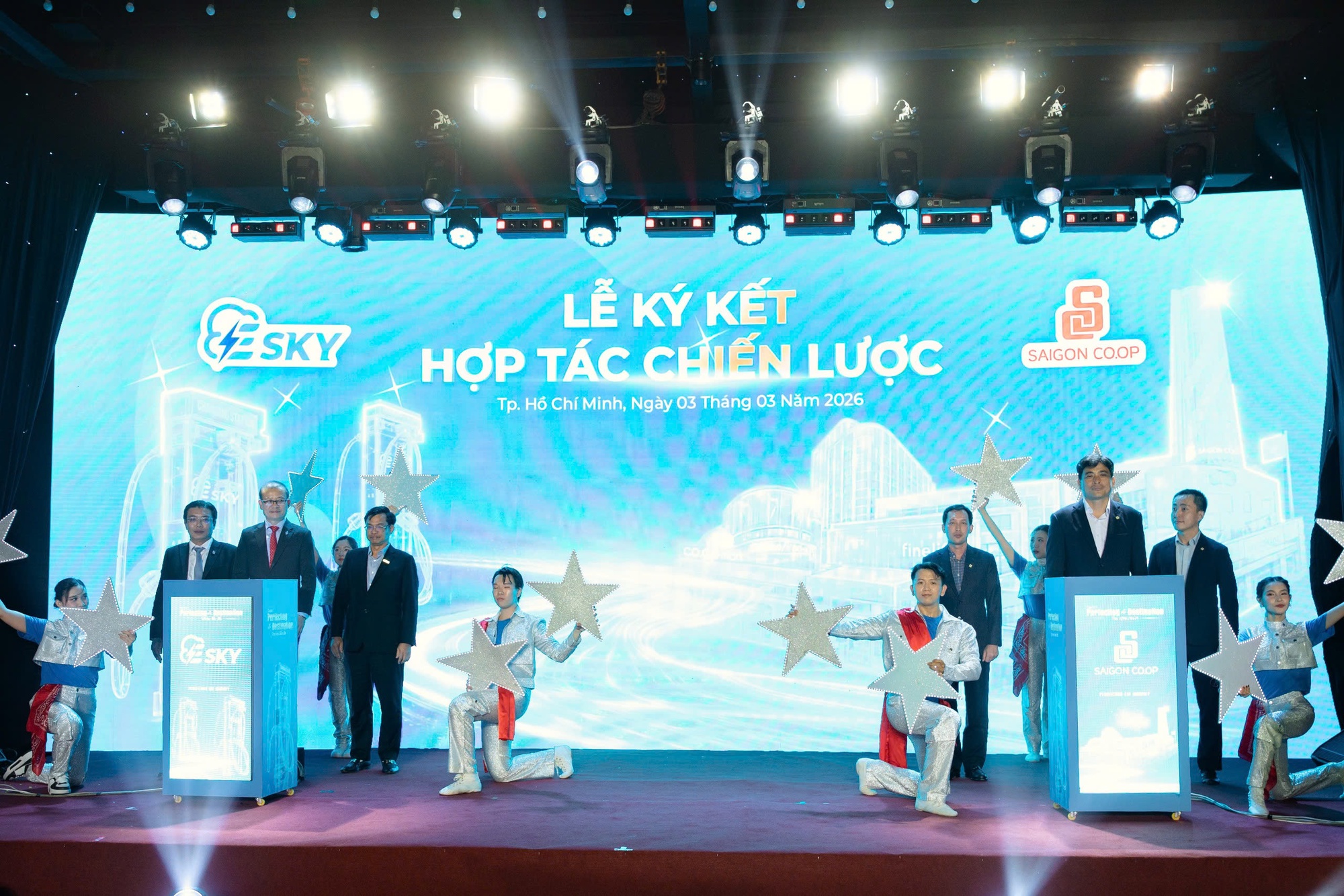 Esky Corp cùng Saigon Co.op kiến tạo hành trình xanh “Trọn vẹn điểm đến” - Ảnh 1. Esky Corp cùng Saigon Co.op kiến tạo hành trình xanh “Trọn vẹn điểm đến” - Ảnh 1.