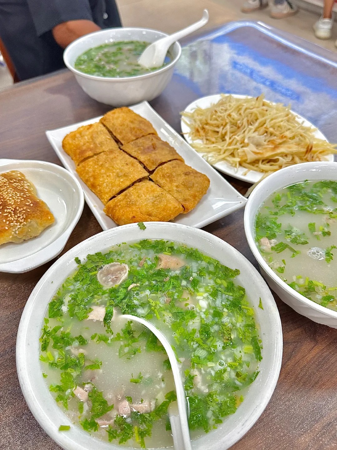 Quên những quán mạng hào nhoáng đi, đây mới là 6 món ăn sáng "thần thánh" mà người bản địa Đường Sơn giấu nhẹm: Ăn một miếng, ấm cả cõi lòng!- Ảnh 9.