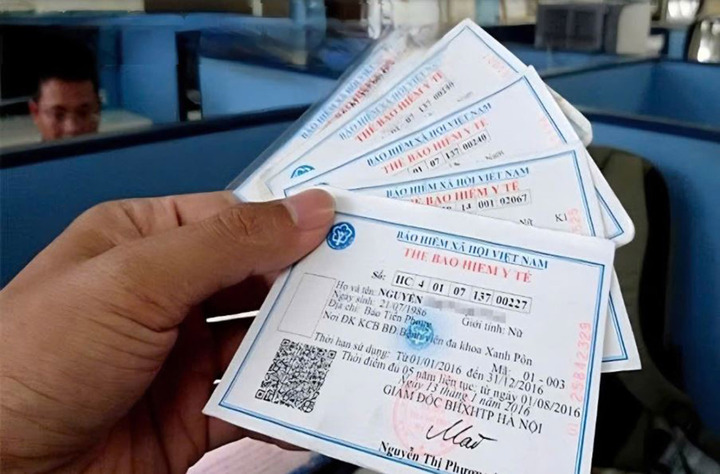Mượn thẻ Bảo hiểm y tế người khác đi khám chữa bệnh bị xử phạt ra sao?- Ảnh 1.