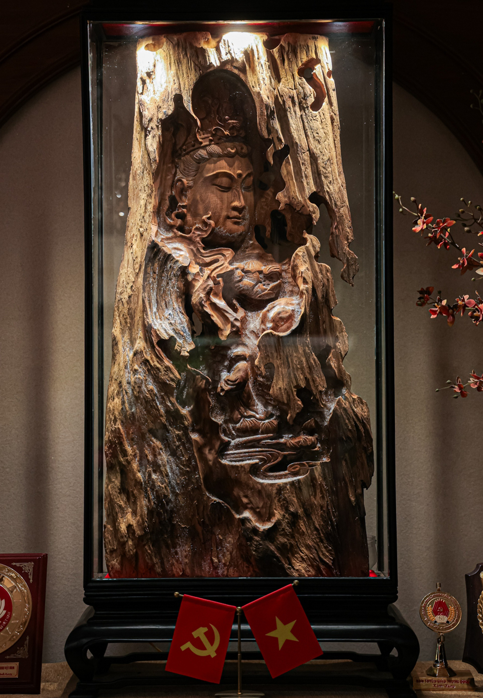 Nam NSND mang hàm Đại tá, cưới vợ đẹp kém 13 tuổi: U60 sống bình yên trong biệt thự bề thế ở Hà Nội- Ảnh 13.