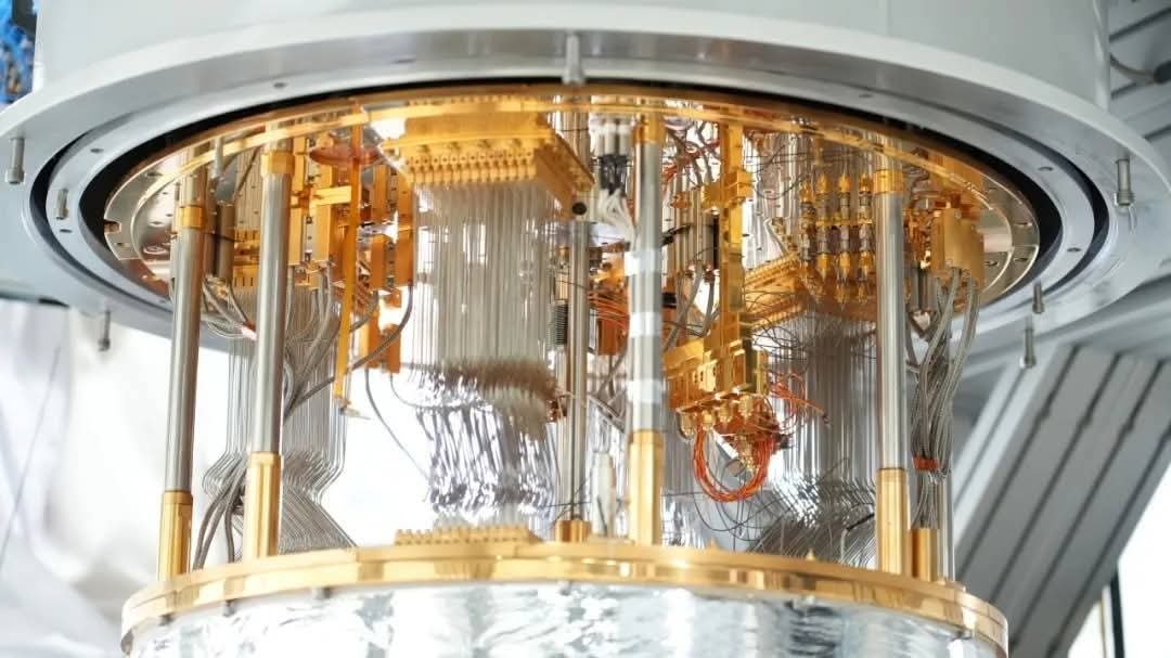 Trung Quốc vừa làm điều IBM và Google chưa dám làm: Tặng miễn phí hệ điều hành cho máy tính lượng tử- Ảnh 2.