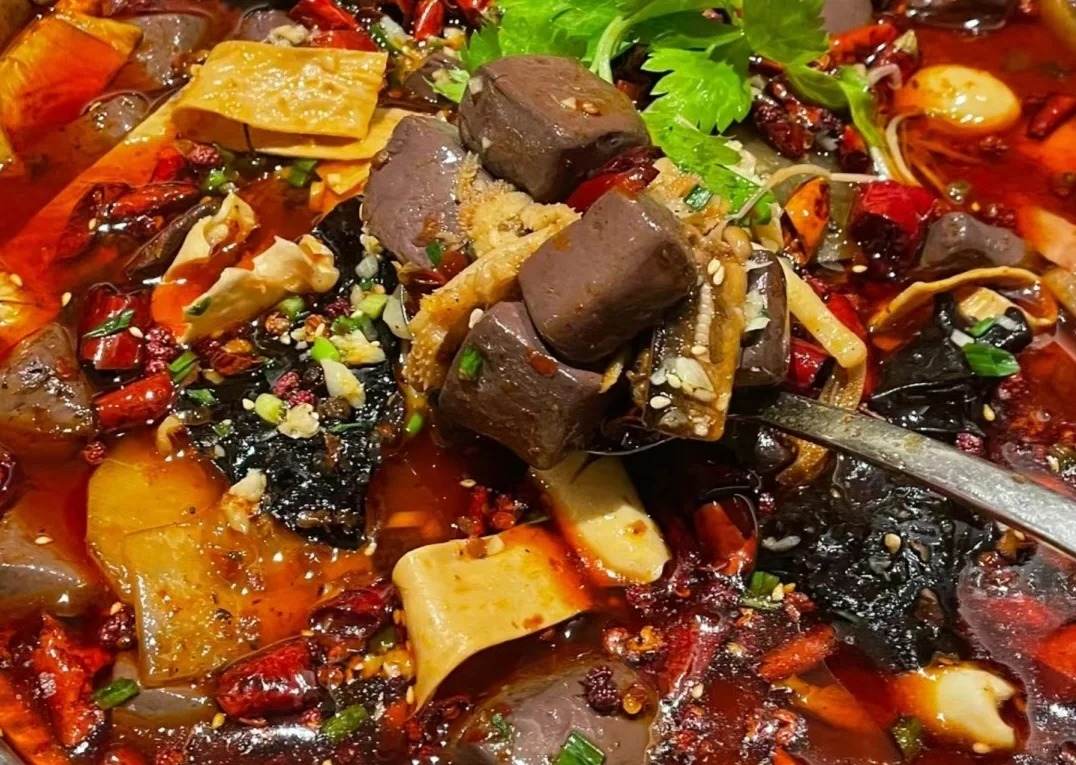 Thổ địa Trùng Khánh chỉ điểm: 8 món vỉa hè "ngon chấn động" giấu trong hẻm sâu, chưa ăn coi như phí tiền mua vé- Ảnh 13.