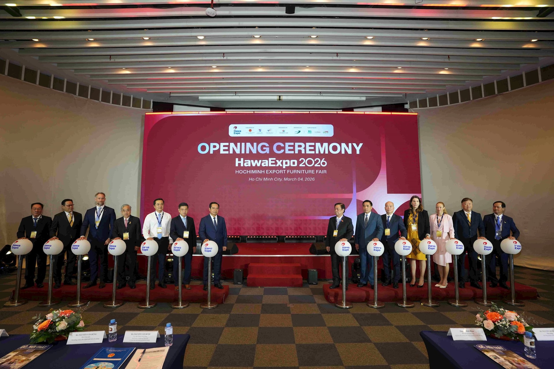 Thu 1,6 tỷ USD trong tháng đầu năm, vì sao doanh nghiệp nội - ngoại ngành gỗ vẫn chưa thể yên tâm?- Ảnh 1.