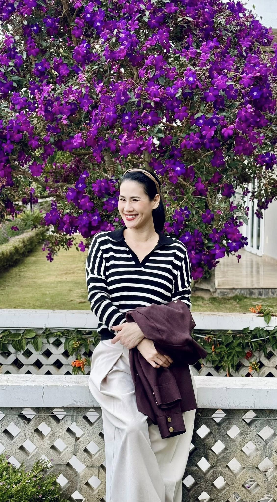 Nữ diễn viên phim 700 tỷ đồng là cựu người mẫu nổi tiếng, làm mẹ đơn thân nuôi 2 con, U50 khẳng định “không chờ tình yêu đến” - Ảnh 10.