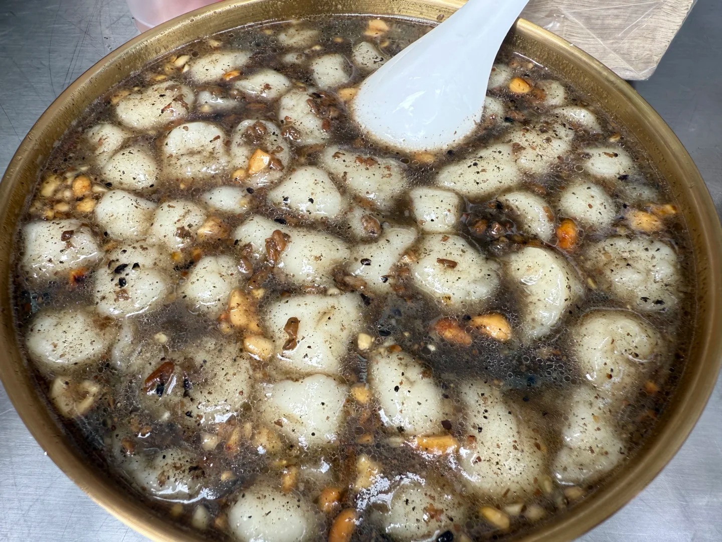 Thổ địa Trùng Khánh chỉ điểm: 8 món vỉa hè "ngon chấn động" giấu trong hẻm sâu, chưa ăn coi như phí tiền mua vé- Ảnh 18.