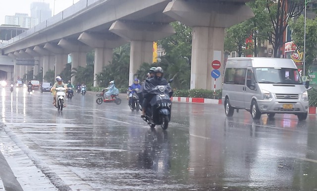Tin gió mùa Đông Bắc mới nhất: Ngày mai, nhiều nơi mưa to- Ảnh 1.