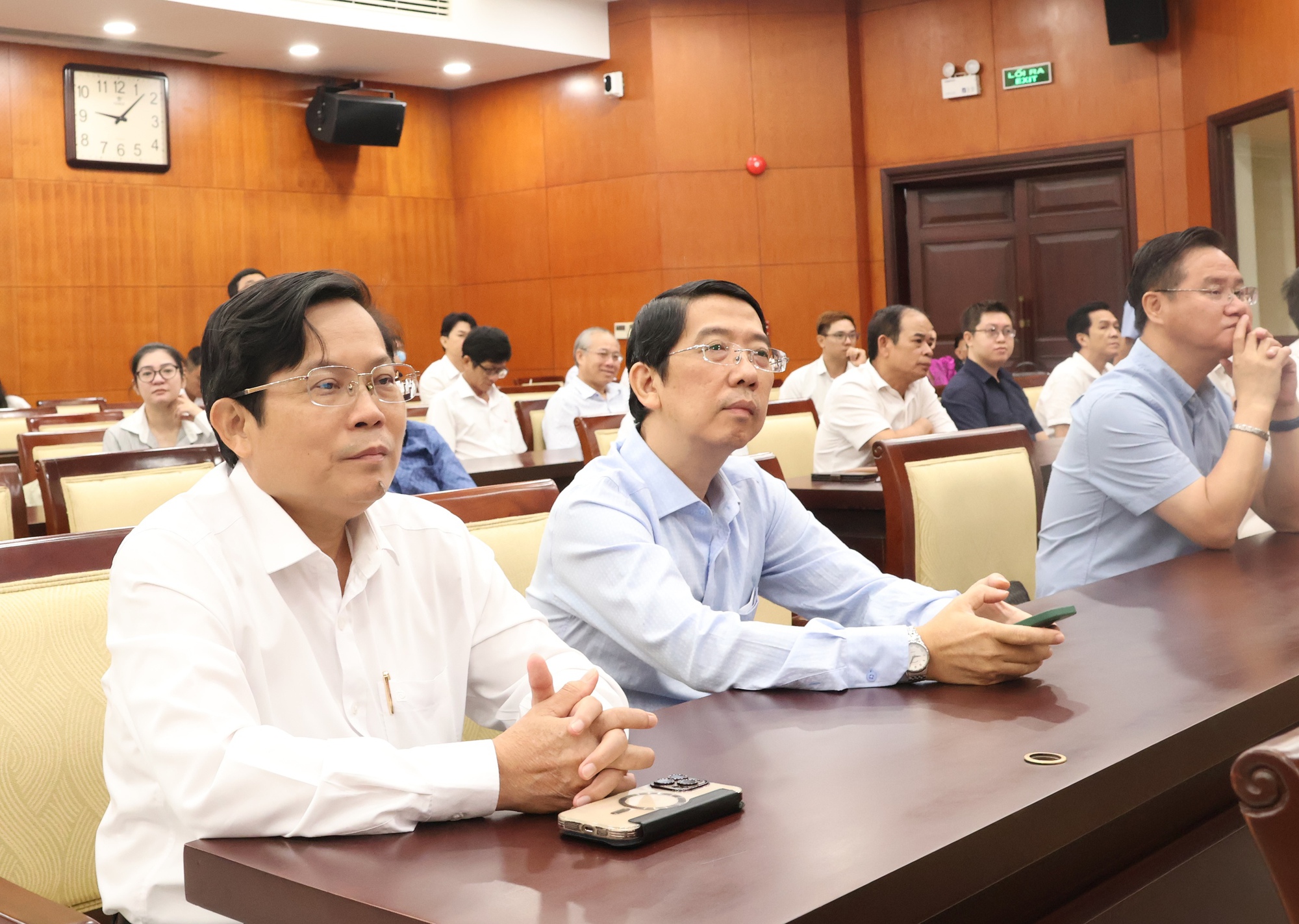 Lãnh đạo Thành ủy TPHCM thông tin tiến độ Nhà hát Giao hưởng và trung tâm biểu diễn Thủ Thiêm - Ảnh 9.