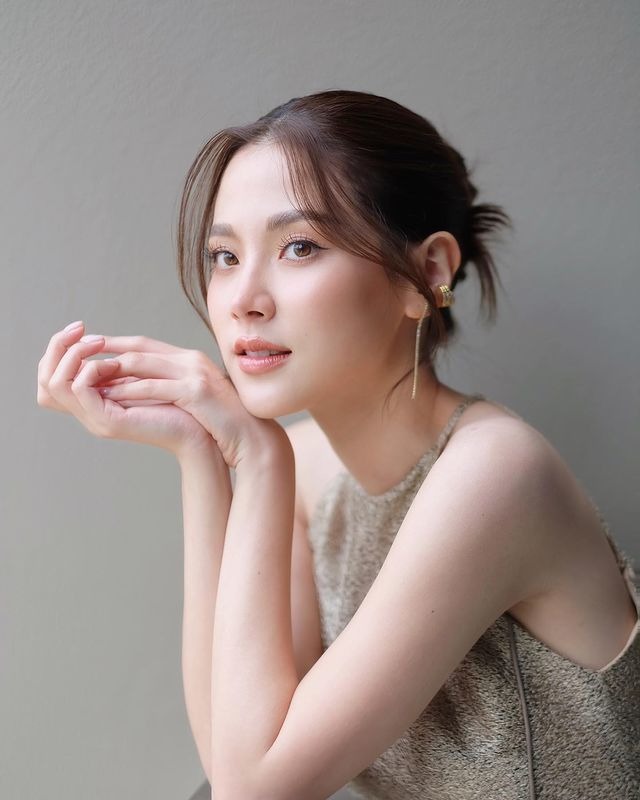 Đại mỹ nhân ở dinh thự 55 tỷ, mê “trồng rau nuôi cá”: Vibe chữa lành mạnh mẽ tràn màn hình- Ảnh 1.