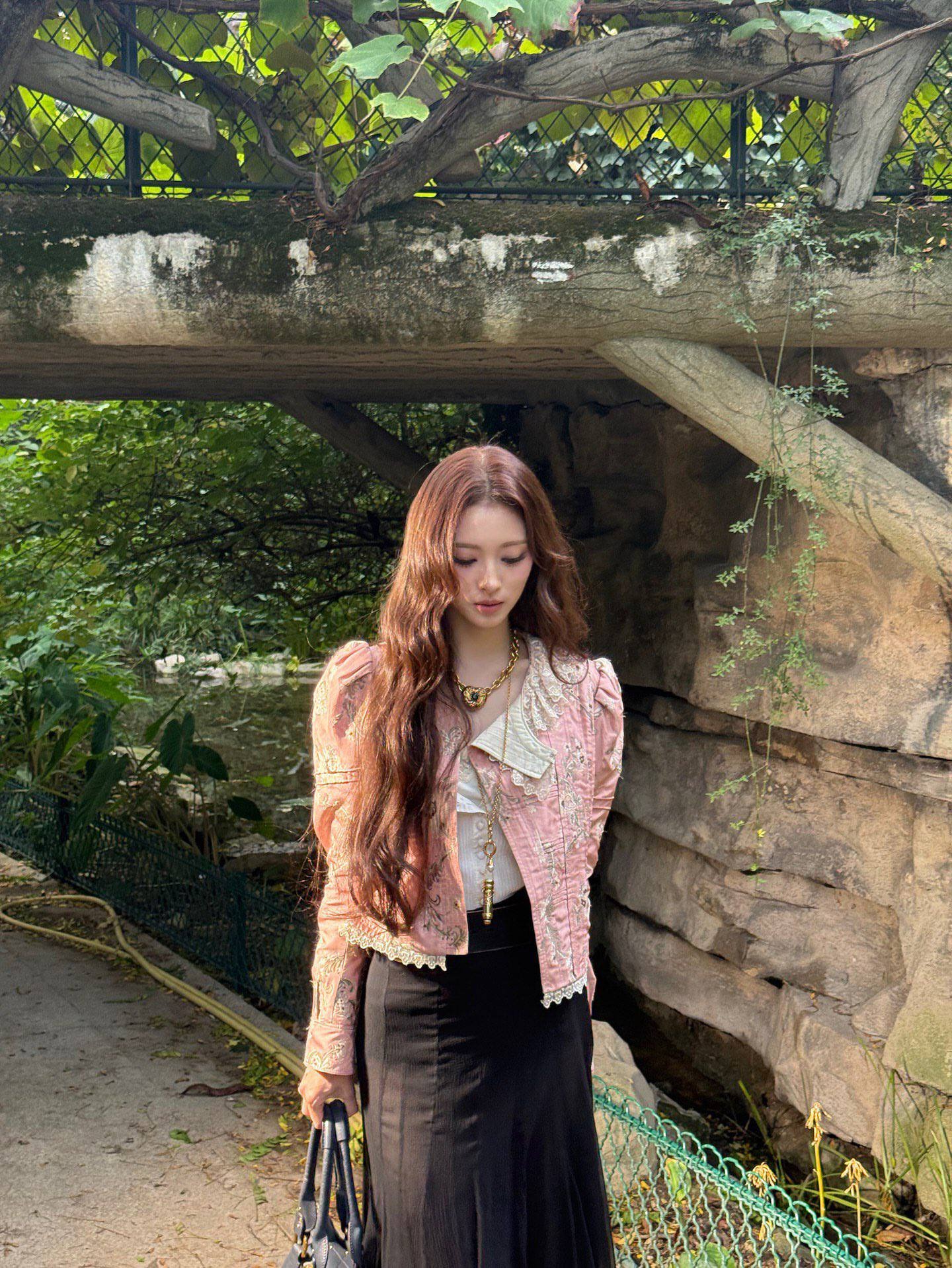 Mỹ nữ khiến "hung thần" Getty Images chỉ còn là cái tên: Ngũ quan hoàn hảo như sách mẫu, style sang chảnh xịn ngất ngây- Ảnh 19.