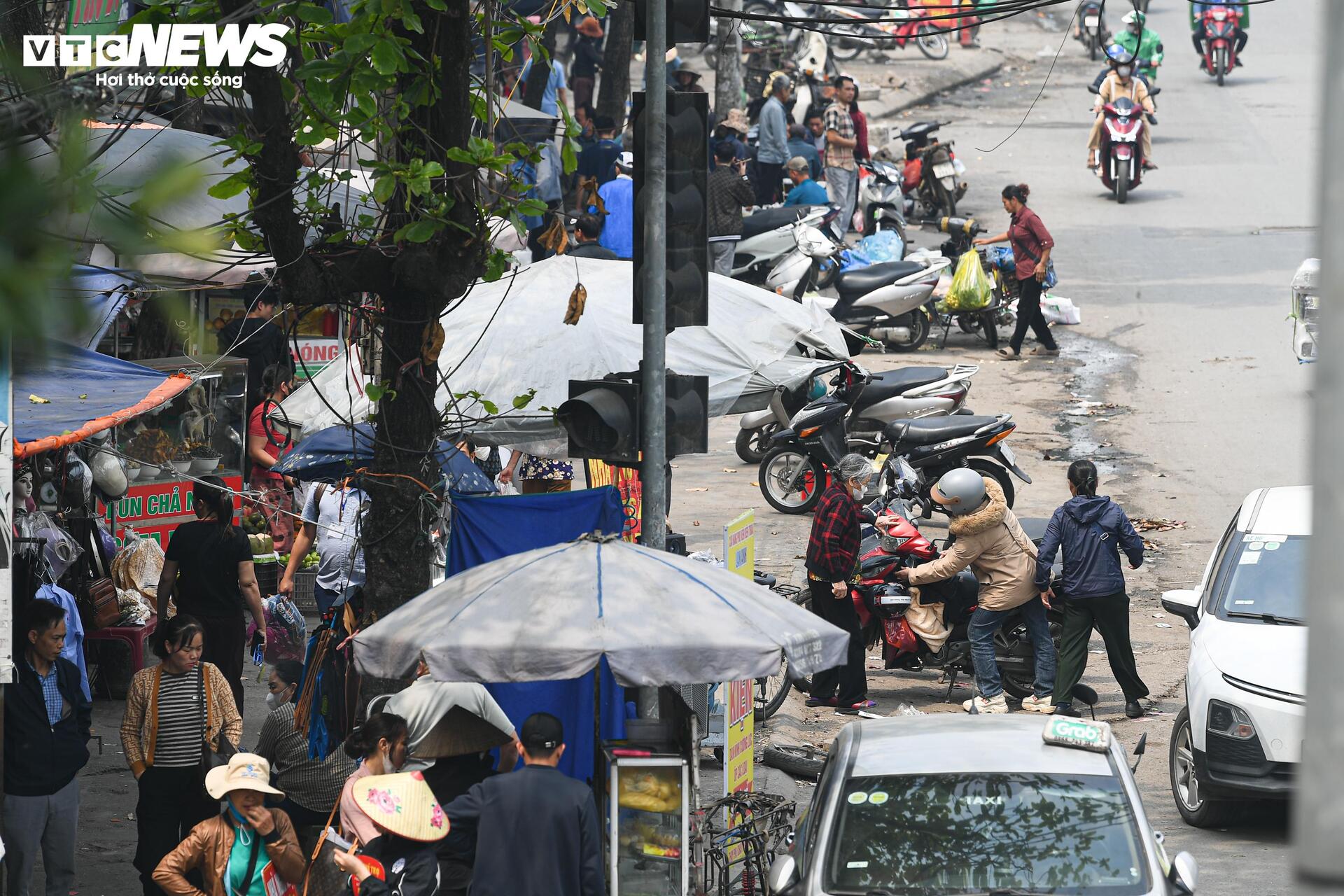 Dự án cầu vượt 'đắp chiếu' nhiều năm trên tuyến đường nghìn tỷ ở Hà Nội- Ảnh 13.