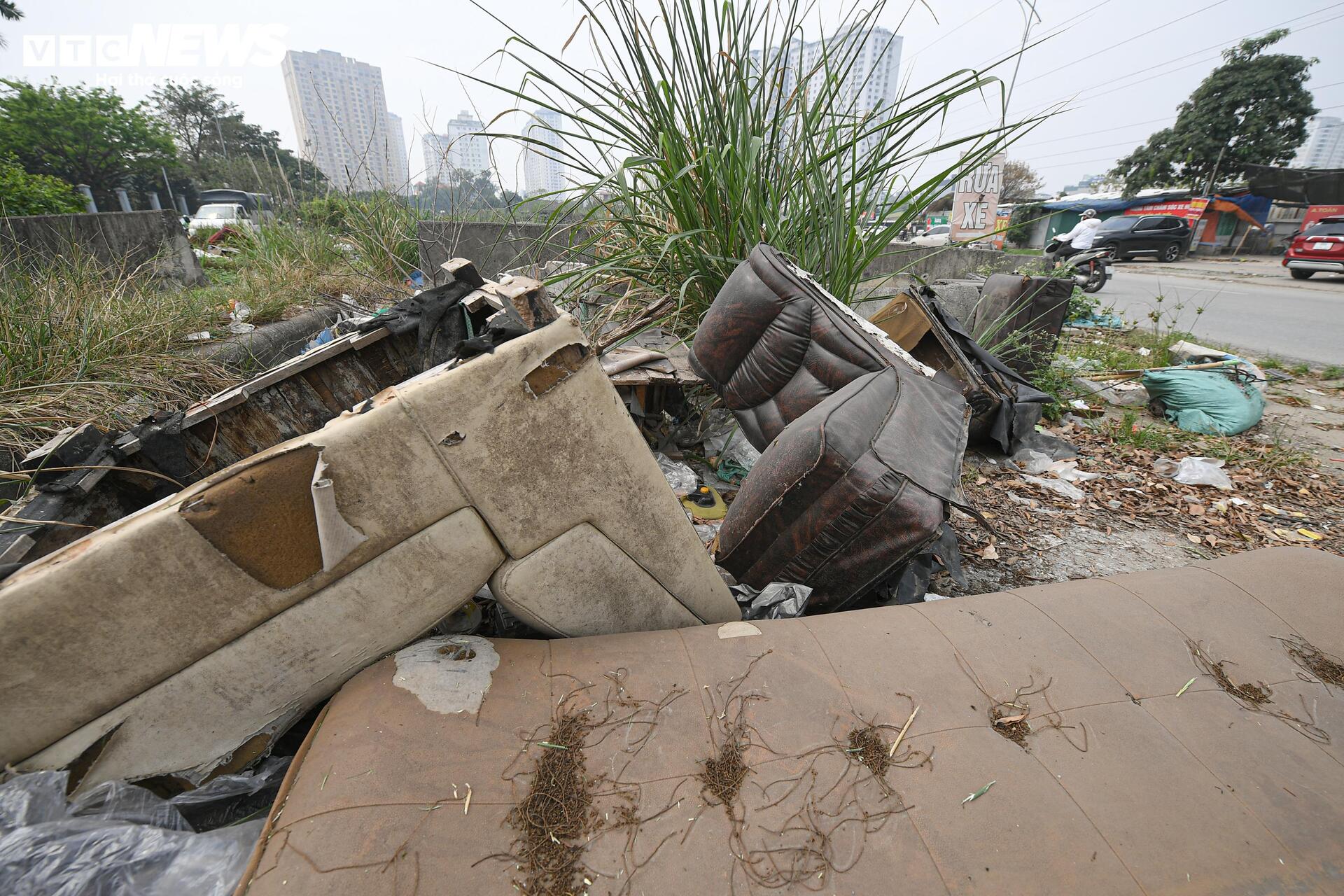 Dự án cầu vượt 'đắp chiếu' nhiều năm trên tuyến đường nghìn tỷ ở Hà Nội- Ảnh 4.