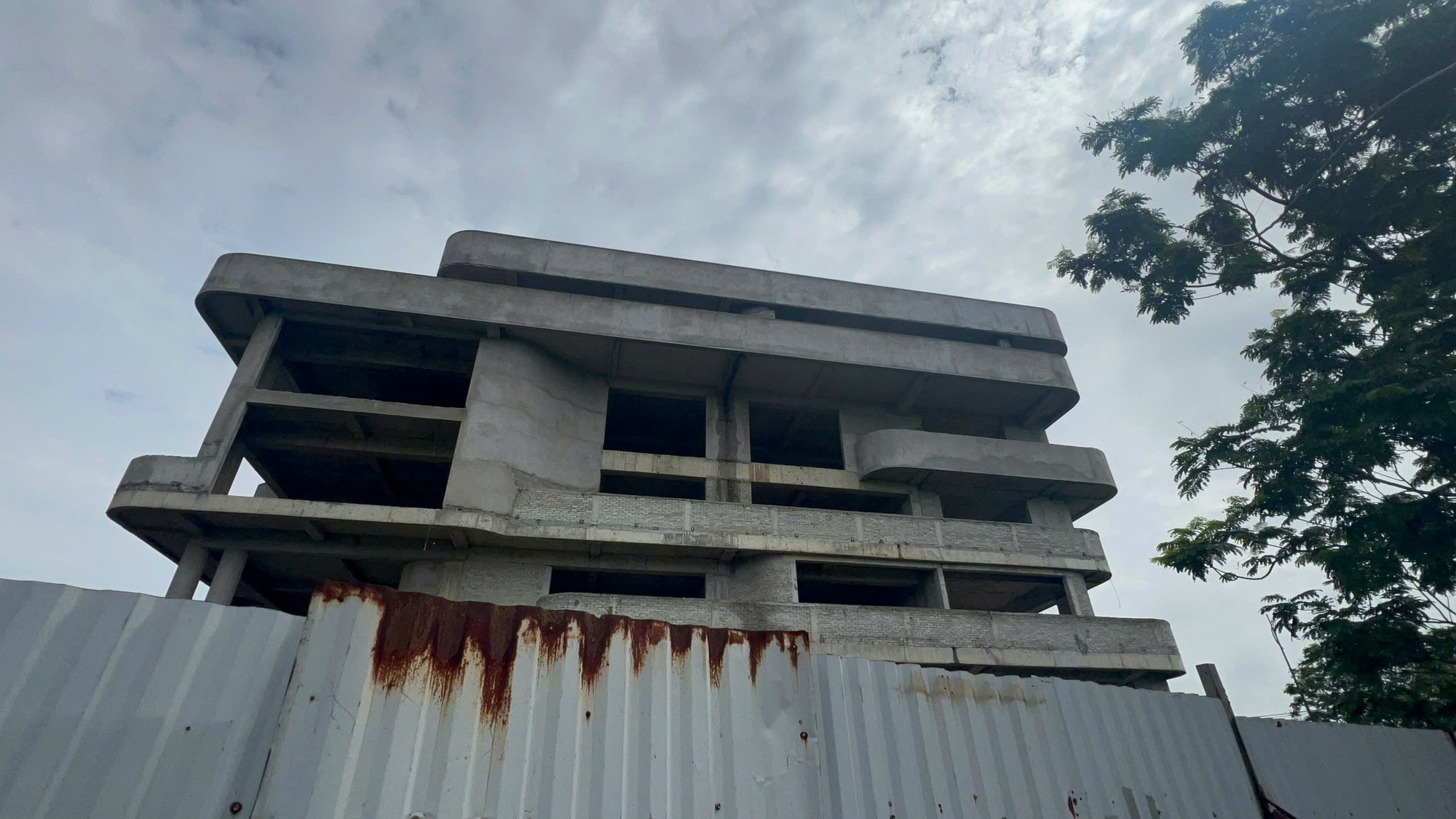 Vụ nhà thầu bỏ chạy ở Huế: Bao giờ tái khởi động dự án CNTT? - Ảnh 3.