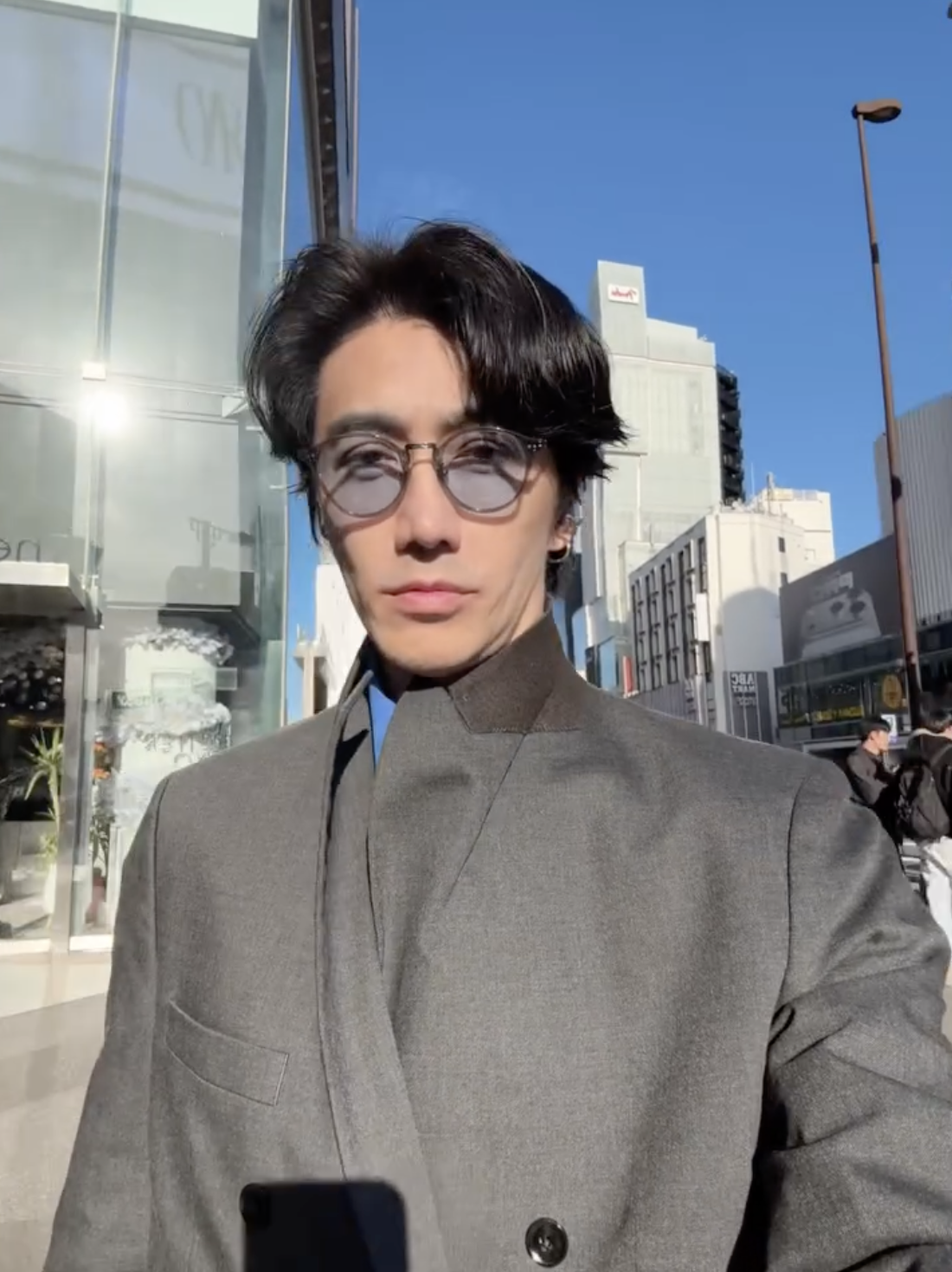 "Daddy" hot nhất MXH vừa đón sinh nhật tuổi 60: 4 bí quyết giữ vóc dáng và mái tóc luôn phong độ- Ảnh 8.