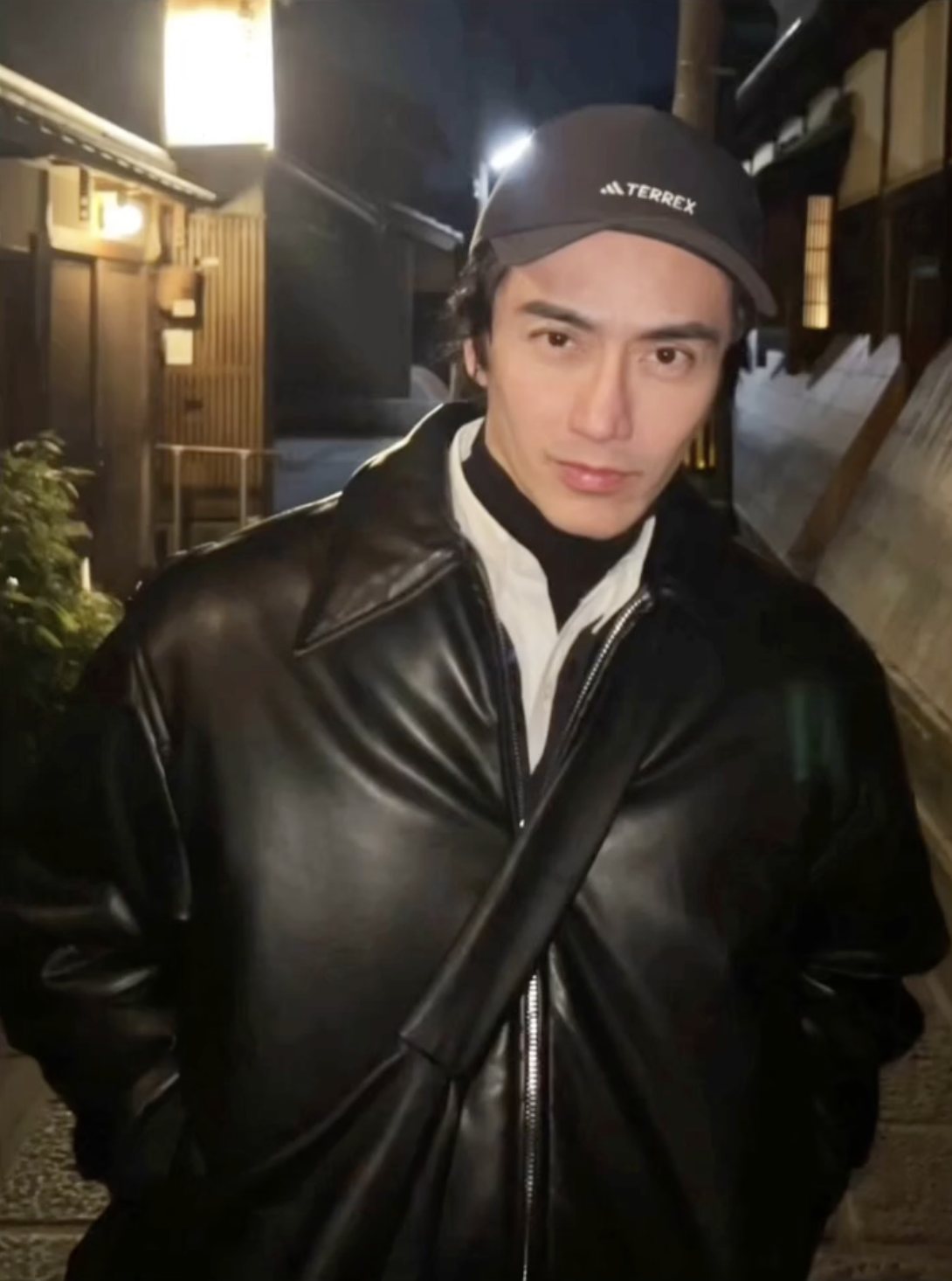 "Daddy" hot nhất MXH vừa đón sinh nhật tuổi 60: 4 bí quyết giữ vóc dáng và mái tóc luôn phong độ- Ảnh 7.