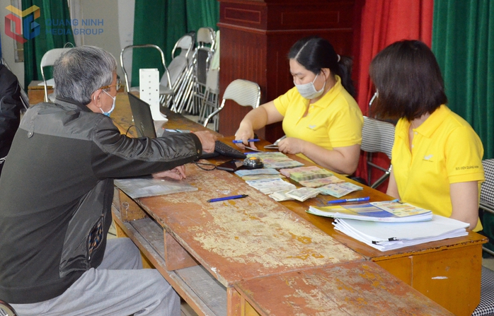 Lương hưu, trợ cấp BHXH tháng 3: Hai trường hợp phải hoàn trả tiền đã nhận - Ảnh 1.