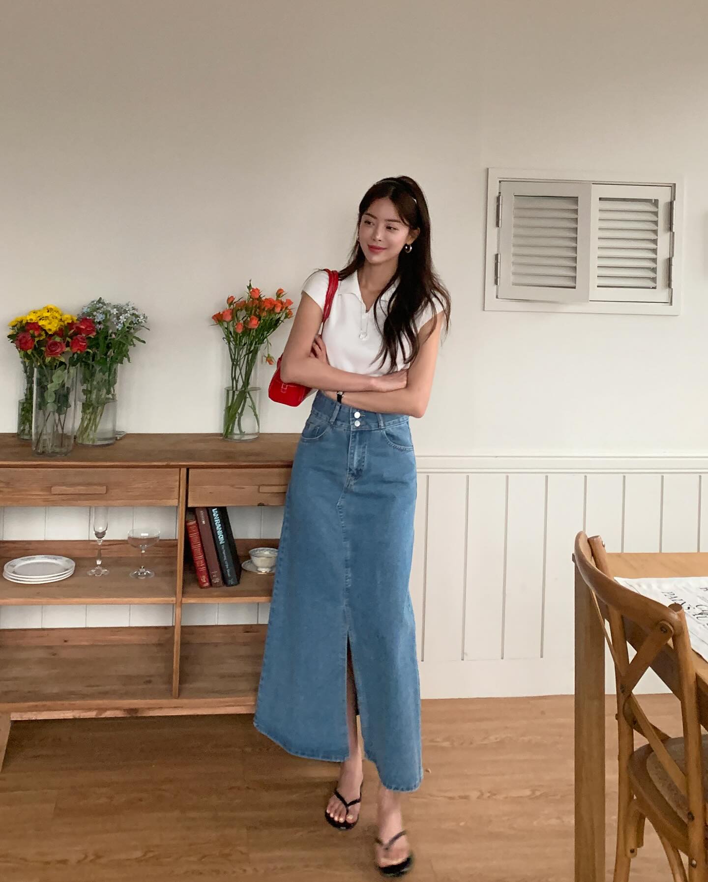 Mặc đẹp rất đơn giản nếu chị em có 4 món đồ denim đang là mốt- Ảnh 2.