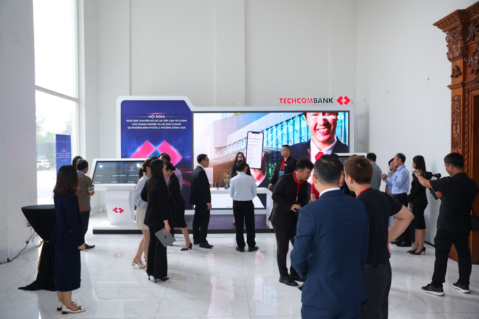 Techcombank thúc đẩy chuyển đổi số và tiếp cận tài chính cho Doanh nghiệp và Hộ kinh doanh tại tỉnh Đồng Nai - Ảnh 3.