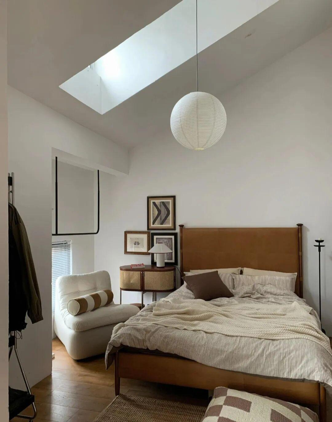 Mùa hè nóng 40°C, tường từng dột nước: 8 năm sống ở căn hộ áp mái khiến tôi hiểu một sự thật - Ảnh 2.