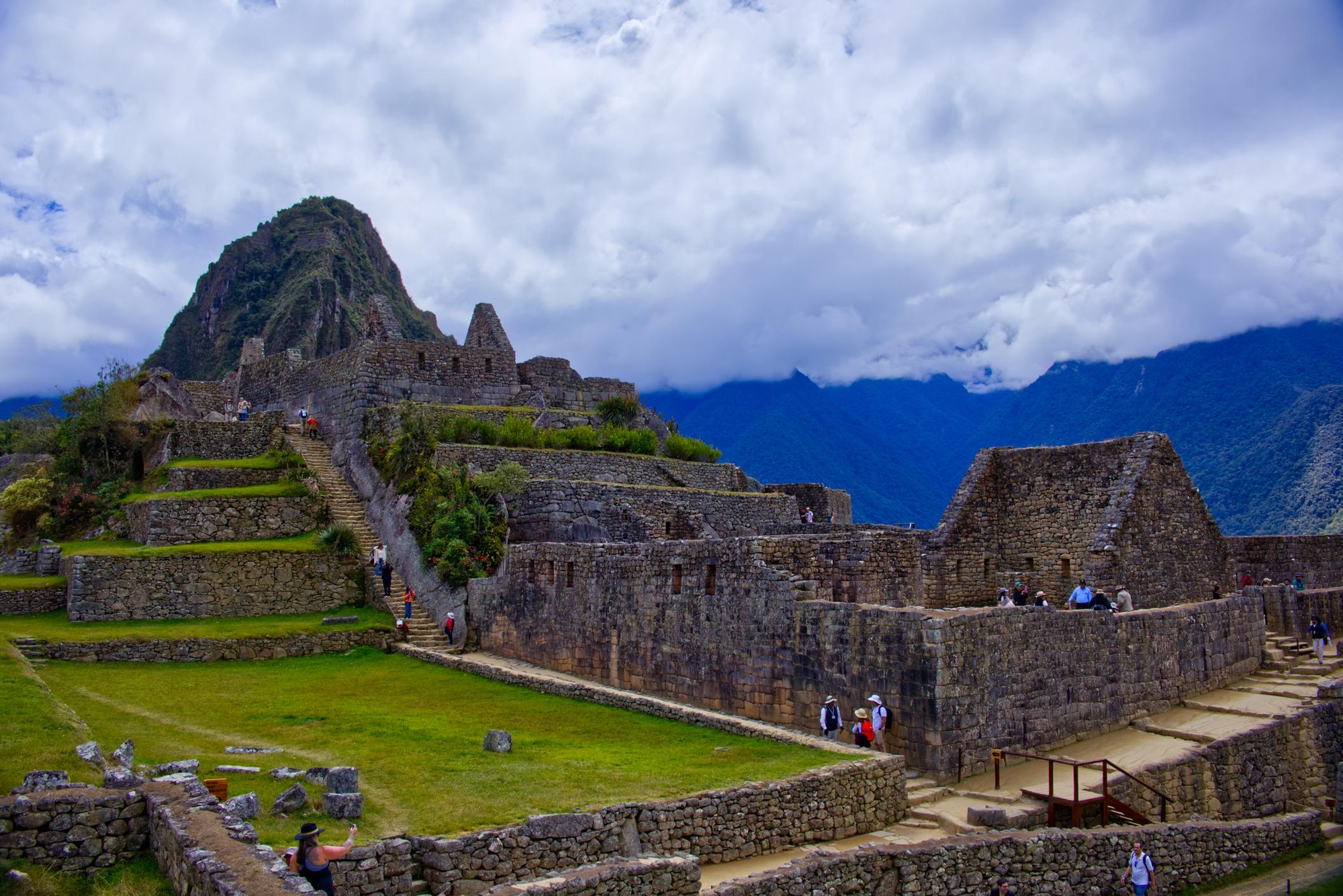 10 loại thuế và phí người Việt có thể phải trả khi đi du lịch nước ngoài- Ảnh 4.