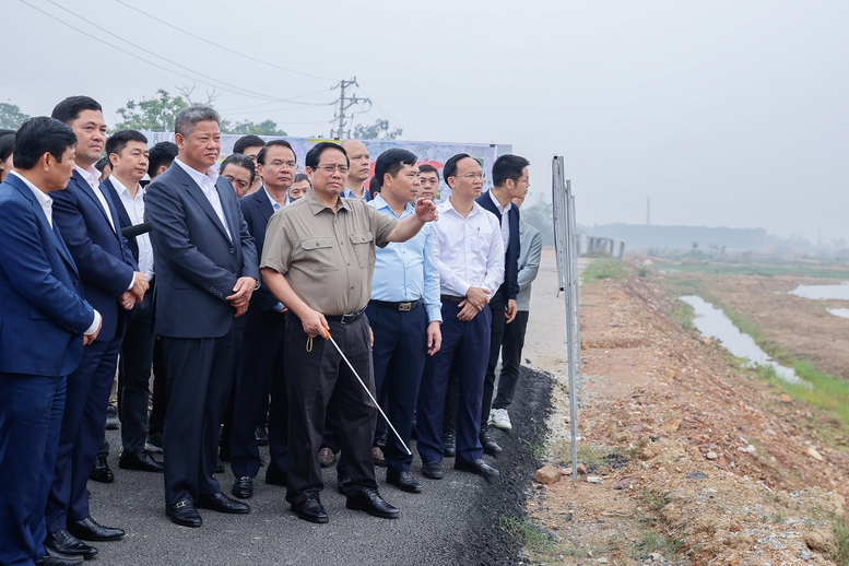 Thủ tướng: Phát triển kinh tế hàng không, khu thương mại tự do thế hệ mới tại sân bay Gia Bình- Ảnh 2.